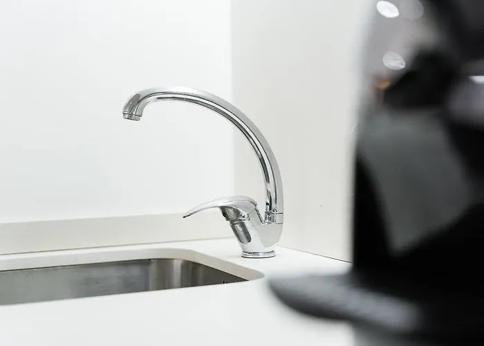 Daire Guestready - Bright In The Heart Of *